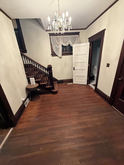 Historic 4-bedroom house in Marion for a cozy getaway bear hunting grounds