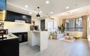 Grand Suite, 1 Bedroom, Club Lounge Access, Harbor View | Egyptian cotton sheets, premium bedding, down comforters - Bluesky Feliz En Vista Luxury Vacation (Cat Lai)