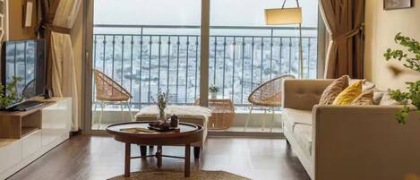 Family Suite, 3 Bedrooms, Club lounge access, Harbour View