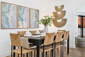Dining - San Diego Villa - 12 guests, Pool, Fire Pit, Games, Free Parking (San Diego)