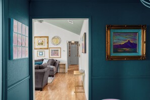 Interior - New Remodeled 4 BDRM Central Austin W/Pool & Patio (Austin)