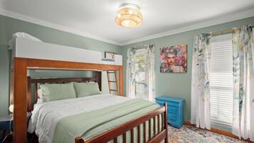 4 間睡房、書桌、熨斗/熨衫板、免費 Wi-Fi