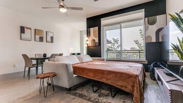 Condo, 1 Bedroom, Accessible, Smoking | 2 bedrooms