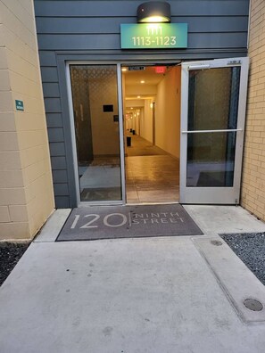 Condo, 1 Bedroom, Accessible, Smoking | Exterior detail