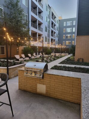 Kondominium, 1 kamar tidur, akses difabel, Boleh Merokok | Tempat makan outdoor