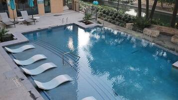 Condo, 1 Bedroom, Accessible, Smoking | Pool | Outdoor pool
