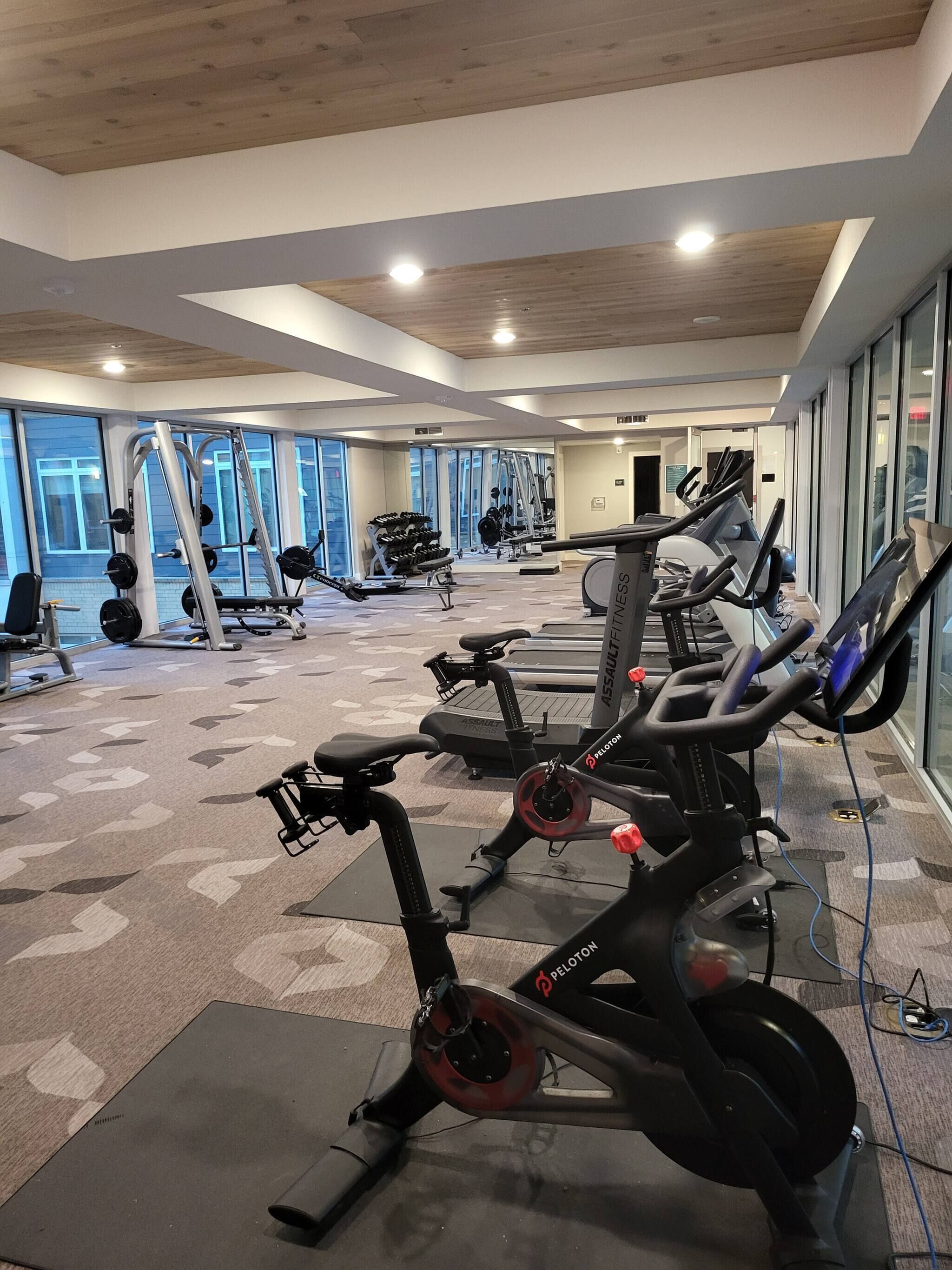 Condo, 1 Bedroom, Accessible, Smoking | Fitness studio