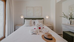 Villa - Casa Karinea, Stunning Villa Nestled in Karines (Agios Vasileios)