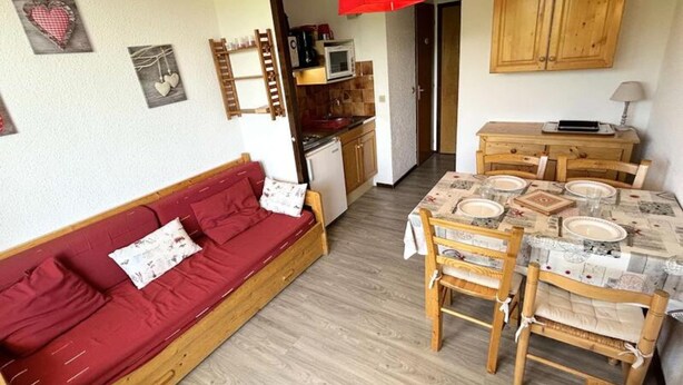 Unclassified image, 1 of 3, button - Apartment With Ski Access in Beaufortain (Hauteluce)