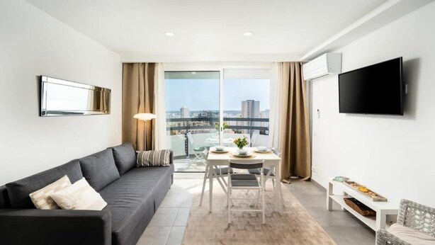 Living area - Apartments for 4 People (Portimão)