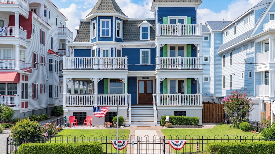 931 Beach Guest House