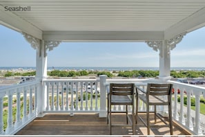 Deluxe Room, Ocean View | Property grounds