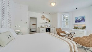 Enkeltrom – classic, delvis havutsikt