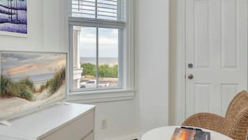 الإطلالة من المنشأة