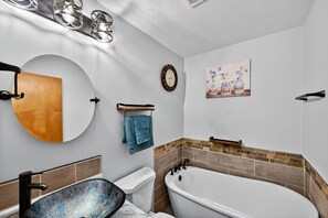 Shower, towels