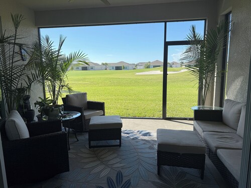 Welcome to a golfer's paradise in this charming 2-bedroom house