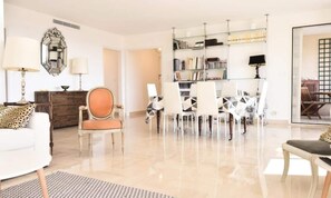 Interior - Apartment in Cannes Near Moure Rouge Beach (Cannes)