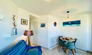 Interior - Apartment in Grau-du-roi With Sea Views (Le Grau-Du-Roi)