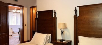 Nomad's Country - Cimo de Vila The Granary View