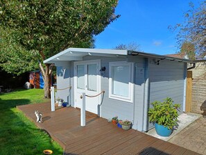 Terrace/patio - Private Lodge close to beaches and Goodwood! (Bognor Regis)