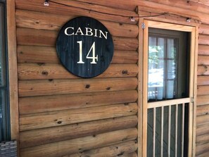Exterior detail - Table Rock Lake Cabin - Sassafras #14 with Lake Access, Hot Tub, Outdoor Pool (Shell Knob)