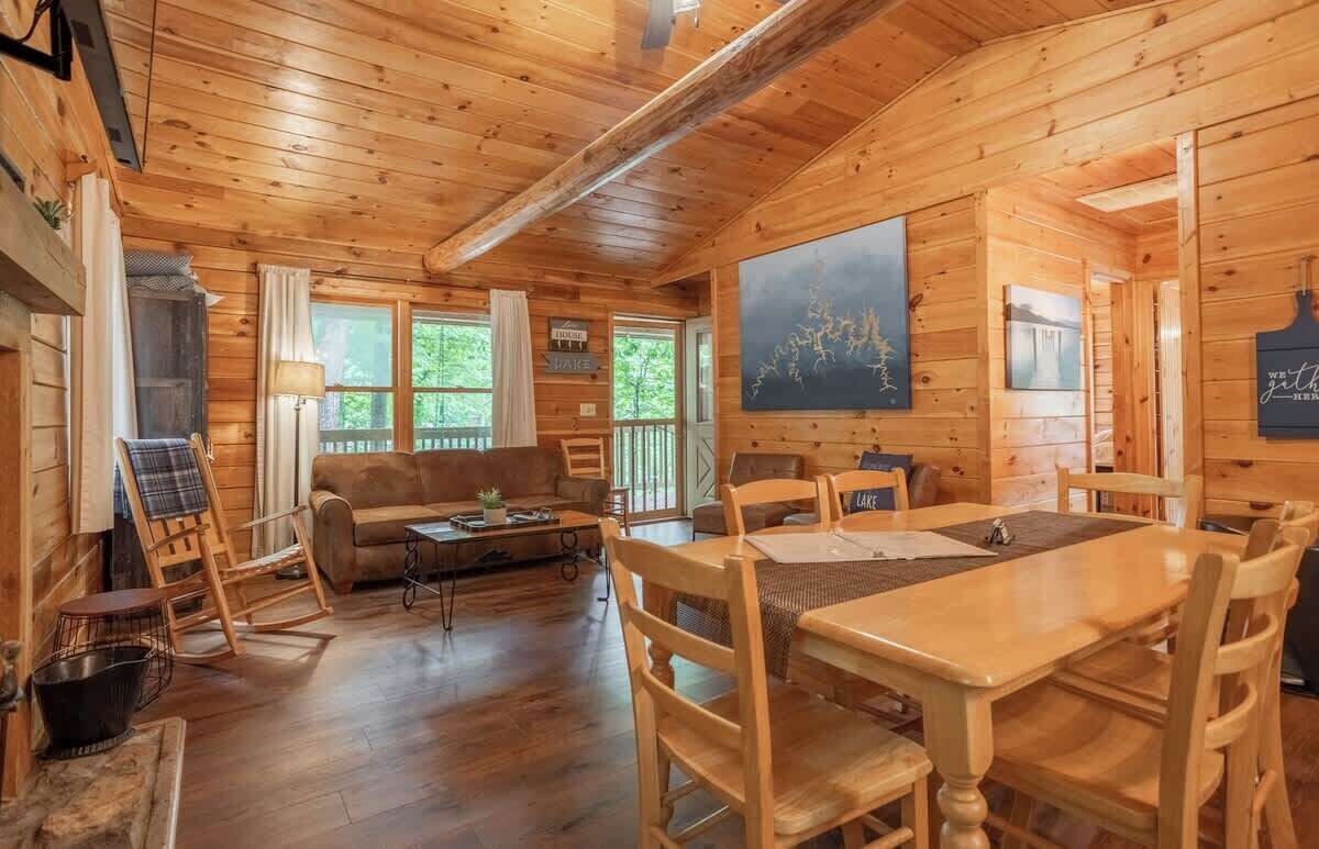 Table Rock Lake Cabin - Sassafras #14 With Lake Access, Hot Tub, Outdoor Pool - ミズーリ州