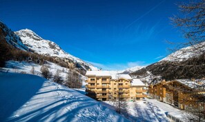 Exterior - Apartment in Tignes 1800 With Ski Access (Tignes)