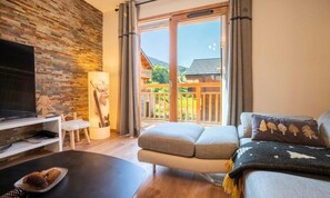 Living area - Apartments for 14 People (Les Allues)