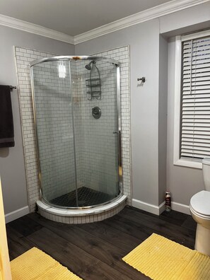 Towels, toilet paper - Charming studio apartment in Charlotte complete withTV and WiFi
Close to uptown (Charlotte)
