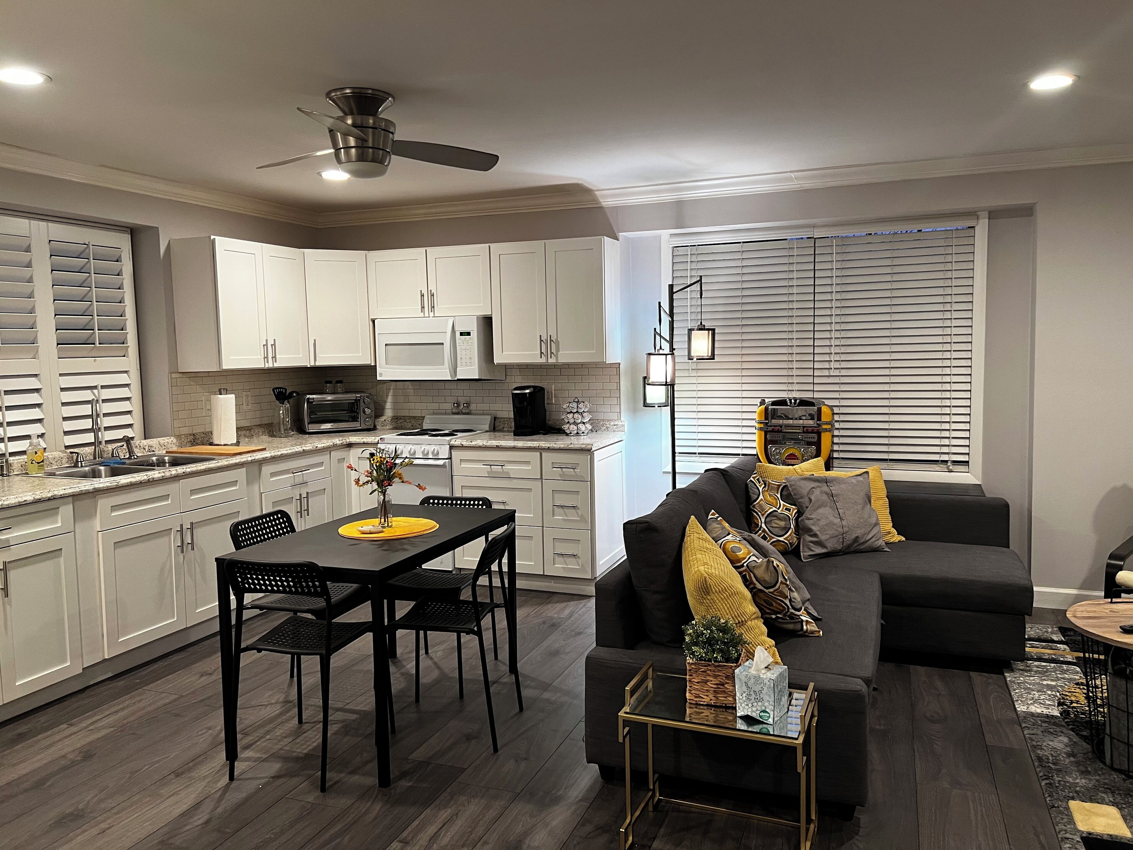 المنشأة من الداخل