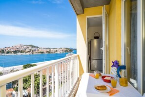 View from property - Apartment Cvjetkovic - Two Bedroom Apartment With Terrace and Sea View (Dubrovnik)
