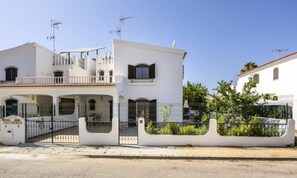 Exterior - Houses & Villas for 10 People (Castro Marim)