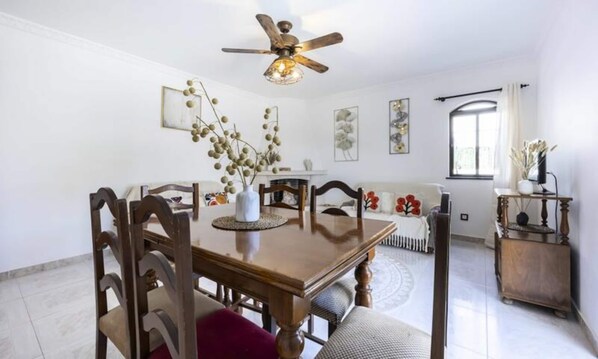 Dining - Houses & Villas for 10 People (Castro Marim)