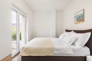 Apartment | 3 bedrooms, iron/ironing board, bed sheets - 2 Bedroom Apartment With Balcony (Solin)