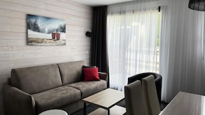 Living area - Studio for 4 People (Eaux-Bonnes)