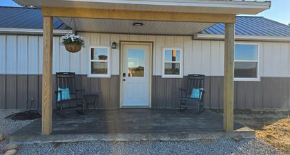 Nice 2-bedroom cottage with AC in Mountain View