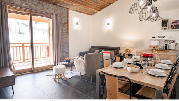 Dining - Marmotte 204 - Le Vallonnet - New Apartment on the Slopes (Bonneval-sur-Arc)
