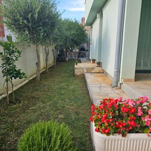 Apartment | Terrace/patio - Apartments Mlikota - Two Bedroom Apartment With Terrace - A2 59671 (Nin)