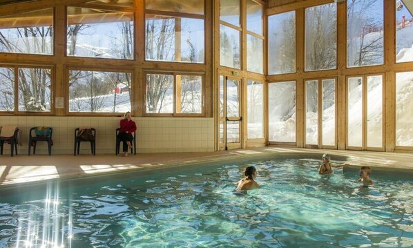 Pool - 3-room Apartment With Sleeping Alcove for 6/8 People (Saint-Sorlin-d'Arves)