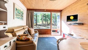 Living area - Apartment in Vars at the Foot of Slopes (Vars)