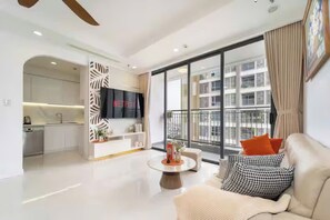 Egyptian cotton sheets, premium bedding, down duvets - Bluesky Masteri Thao Dien Residence (An Khanh)