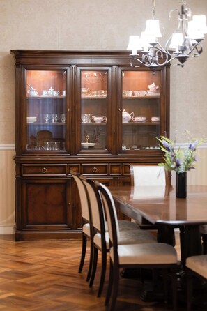 تناول الطعام