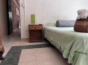 1 bedroom, Internet, bed sheets