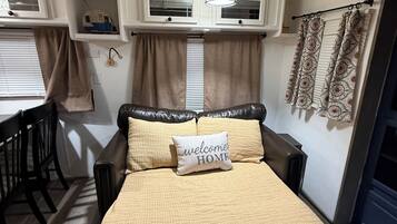 1 sovrum, strykjÀrn/strykbrÀda, gratis wi-fi och sÀngklÀder