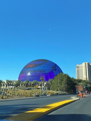 Point of interest - 1/1 Studio Plus AVAILABLE for F1 weekend! (Las Vegas)