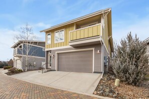 Exterior - Ember & Ash | Designer Home w/ King Beds, Games (Fort Collins)
