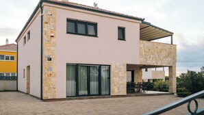 Front of property - Ville Novak Villaggio  (Krnica)
