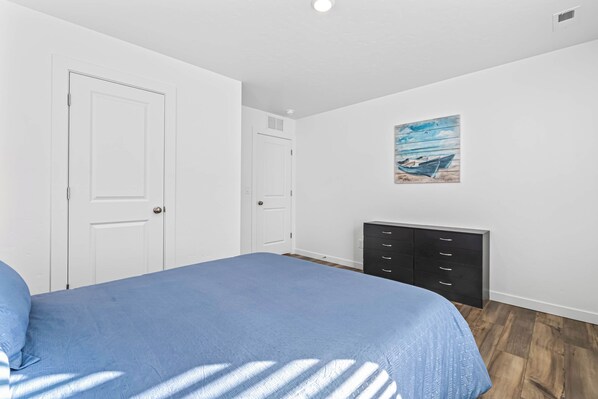 Desk, iron/ironing board, travel crib, WiFi