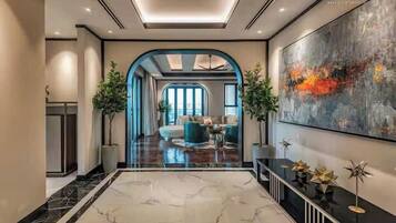 Dagelijks ontbijt met lokale gerechten inbegrepen