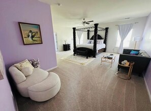 Desk, iron/ironing board, free WiFi - Covington Serenity Retreat – Stylish 4BR, Modern Space Perfect for Families (Covington)